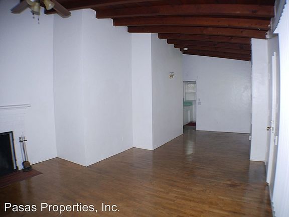 5th image of 801 Loring St #801