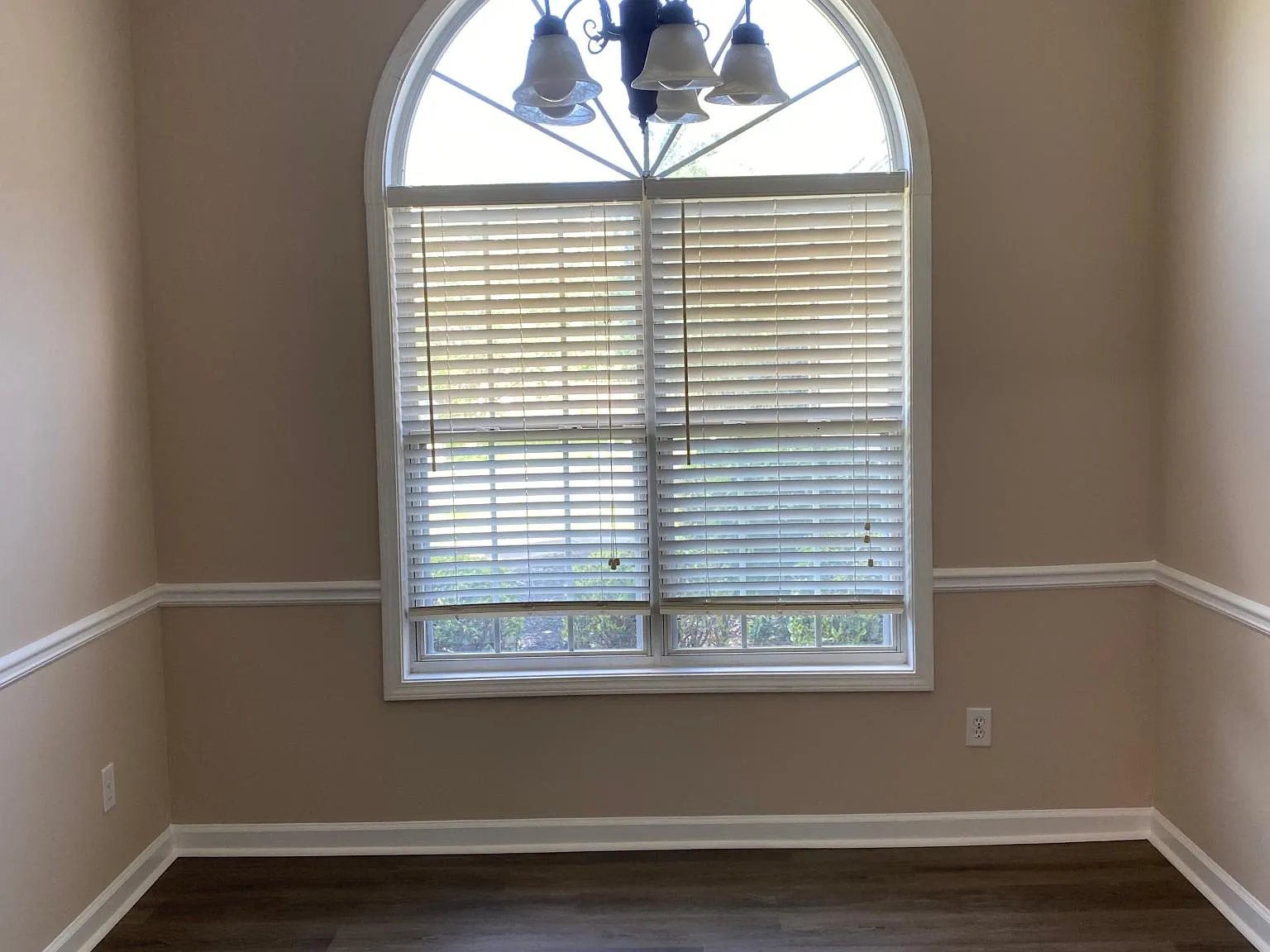 1495 Summer Lake Ter — Photo 3