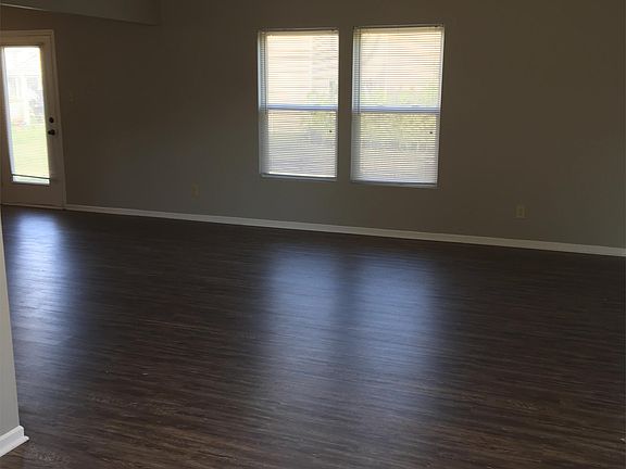 5th image of 11552 Presidio Dr