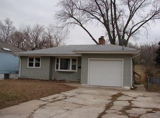 3323 Forest Lawn Ave, Omaha, NE 68112