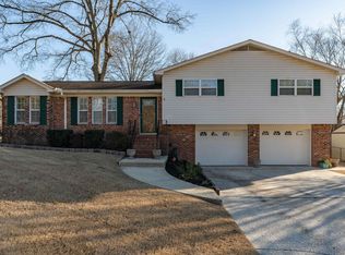 1209 David Dr, Pelham, AL 35124