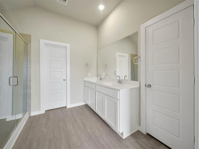 1016 Brighton Orchards Ln — Photo 20