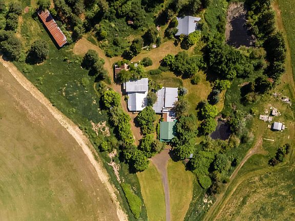 3rd image of 2834 W Conkling Rd