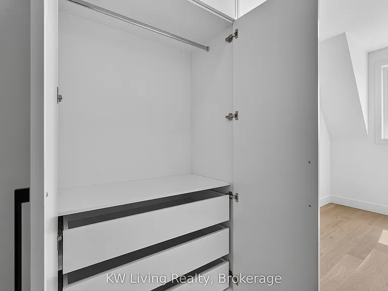 96 Belgravia Ave — Photo 19