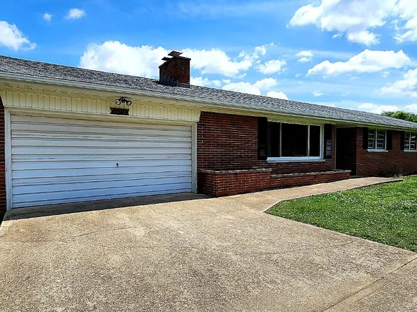 2394 S Sunset Dr, Connersville, IN 47331