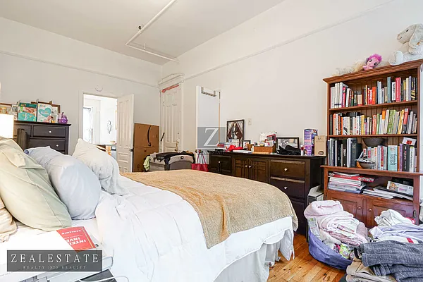 Rented by ZealEstate Group Inc | media 12