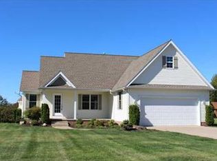 2656 N Shelby Dr, Erie, PA 16509