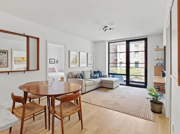 264 Webster Ave APT 310, Brooklyn, NY 11230