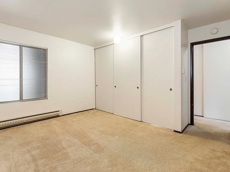 Heather Apartments — Photo 21