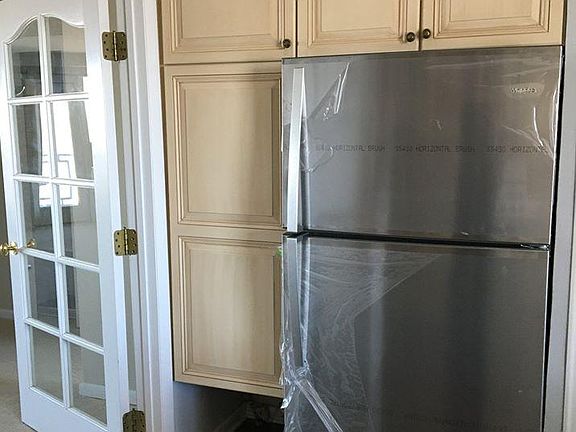 2nd image of 91 Strawberry Hill Ave APT 1024