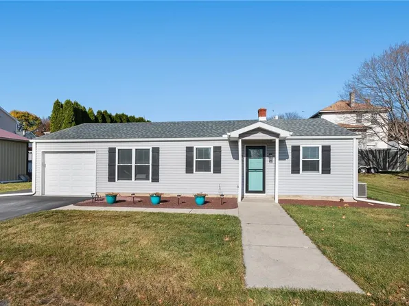 530 Penn St, Bath, PA 18014