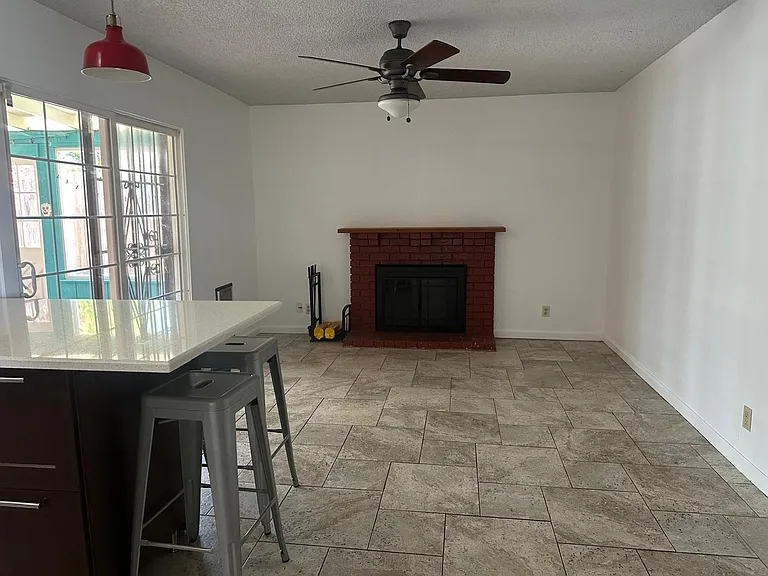 115 Azalea Ct — Photo 9