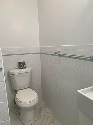 Rented by Bond New York | media 23