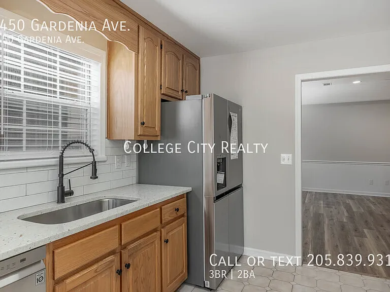 1450 Gardenia Ave — Photo 14