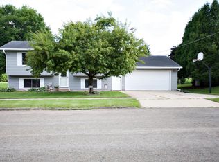 3702 1st St NW, Rochester, MN 55901