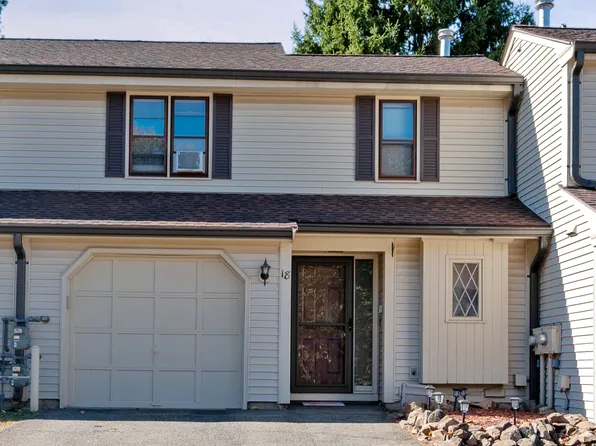 18 Tanner Crossing #18, Wethersfield, CT 06109