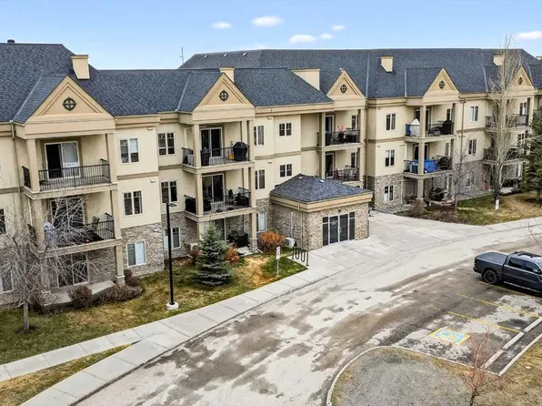 52 Cranfield Line SE #137, Calgary, AB T3M 0N9