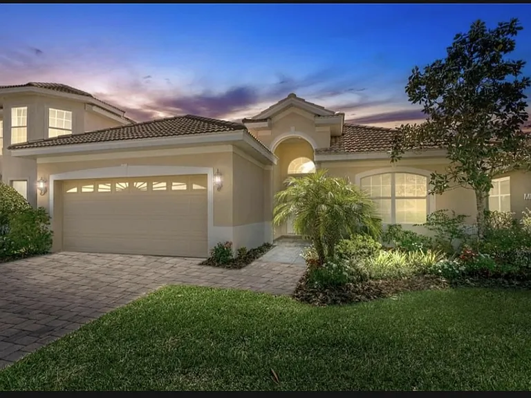 18003 Maui Isle Dr — Photo 1
