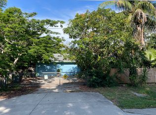 2448 Andrew Dr, Naples, FL 34112