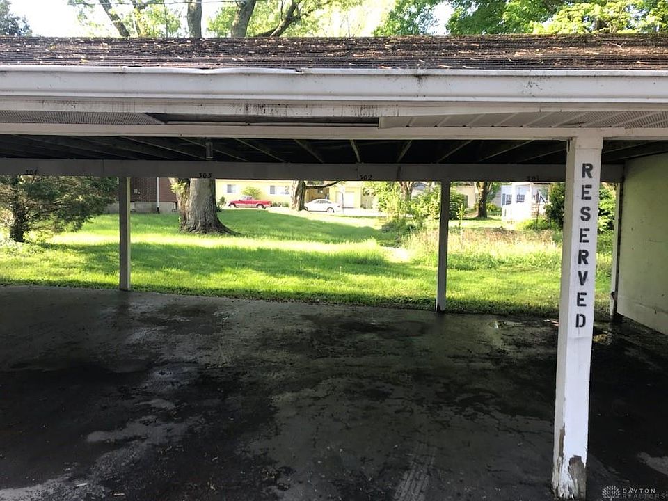 2nd image of 111 Ridge Rd