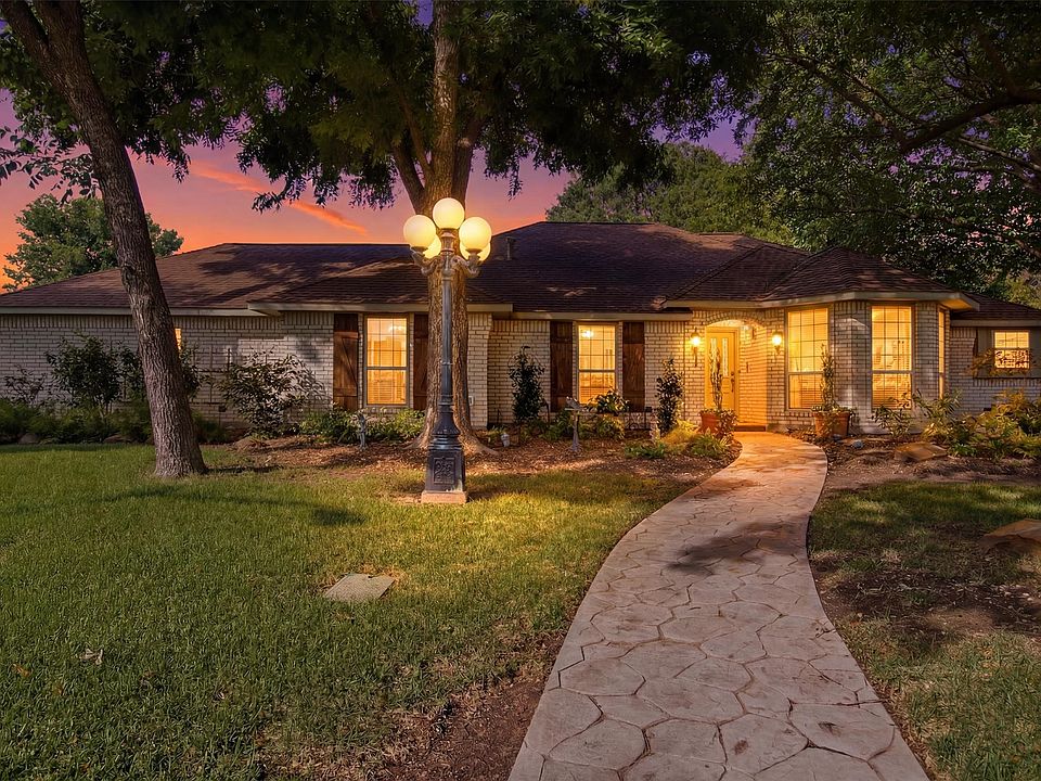 1st image of 5308 Dixie Cir