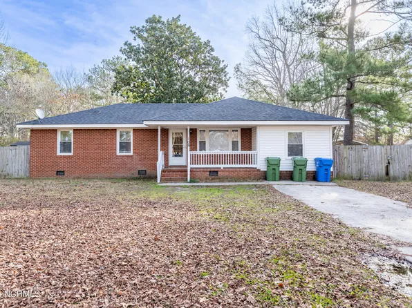 108 N S A Gilliam Street, Pinetops, NC 27864