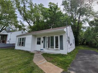 6052 Evergreen Blvd, Saint Louis, MO