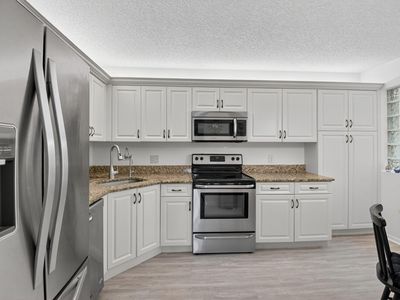 5275 Europa Drive #H, Boynton Beach, FL, 33437