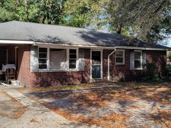 2652 Cardinal Cir, North Charleston, SC 29405