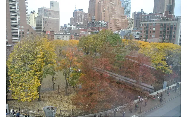 Rented by Douglas Elliman | media 15