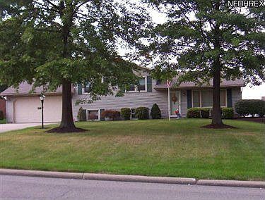 1st image of 4810 Heritage Dr