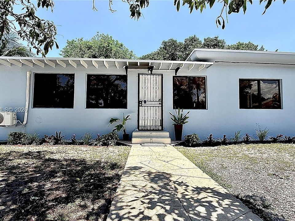 1st image of 1352 NW 112th Ter