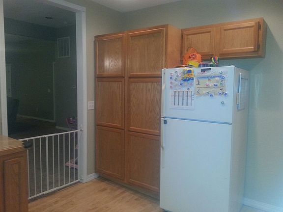 3rd image of 1226 N B St