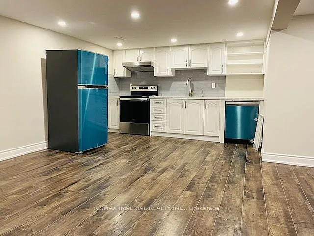 2 bed, $1,900 — Photo 1
