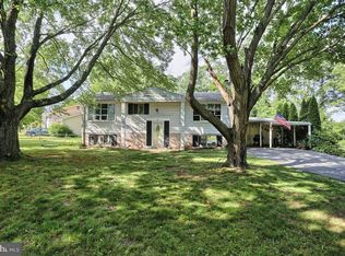 701 Edison Rd, Dauphin, PA 17018