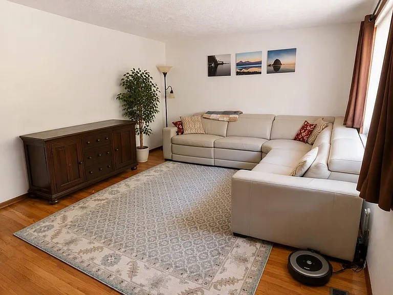 4140 Sussex St — Photo 3