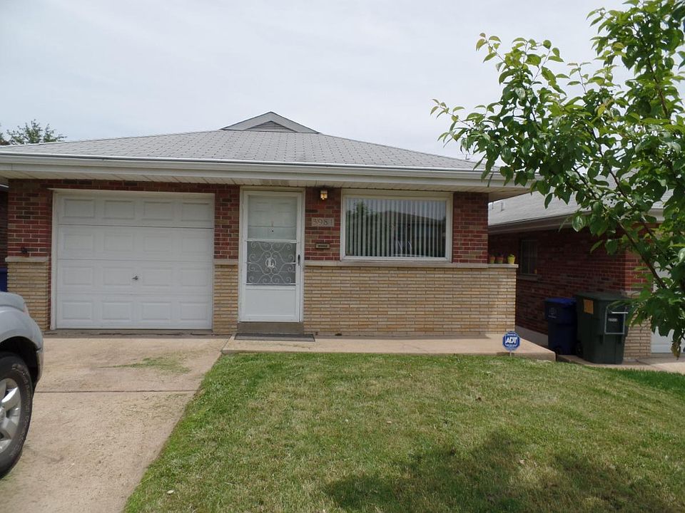 1st image of 3981 Neosho St