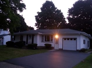 109 Rae Dr, Rochester, NY 14626