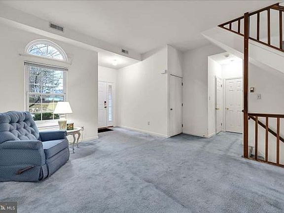 4th image of 6106 Spring Knoll Dr