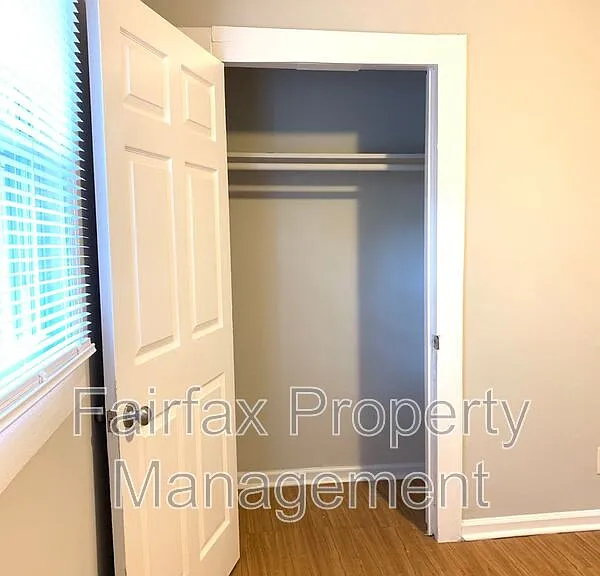 2418 Owen St #A — Photo 15