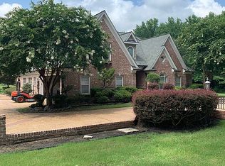 1947 Royal Ln, Hernando, MS 38632