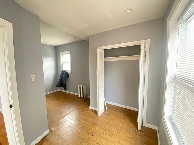 66 Tiffany Pl — Photo 10