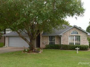 302 Hickory Rd, Bullard, TX 75757