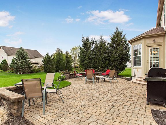 4th image of 5890 Morganwood Sq