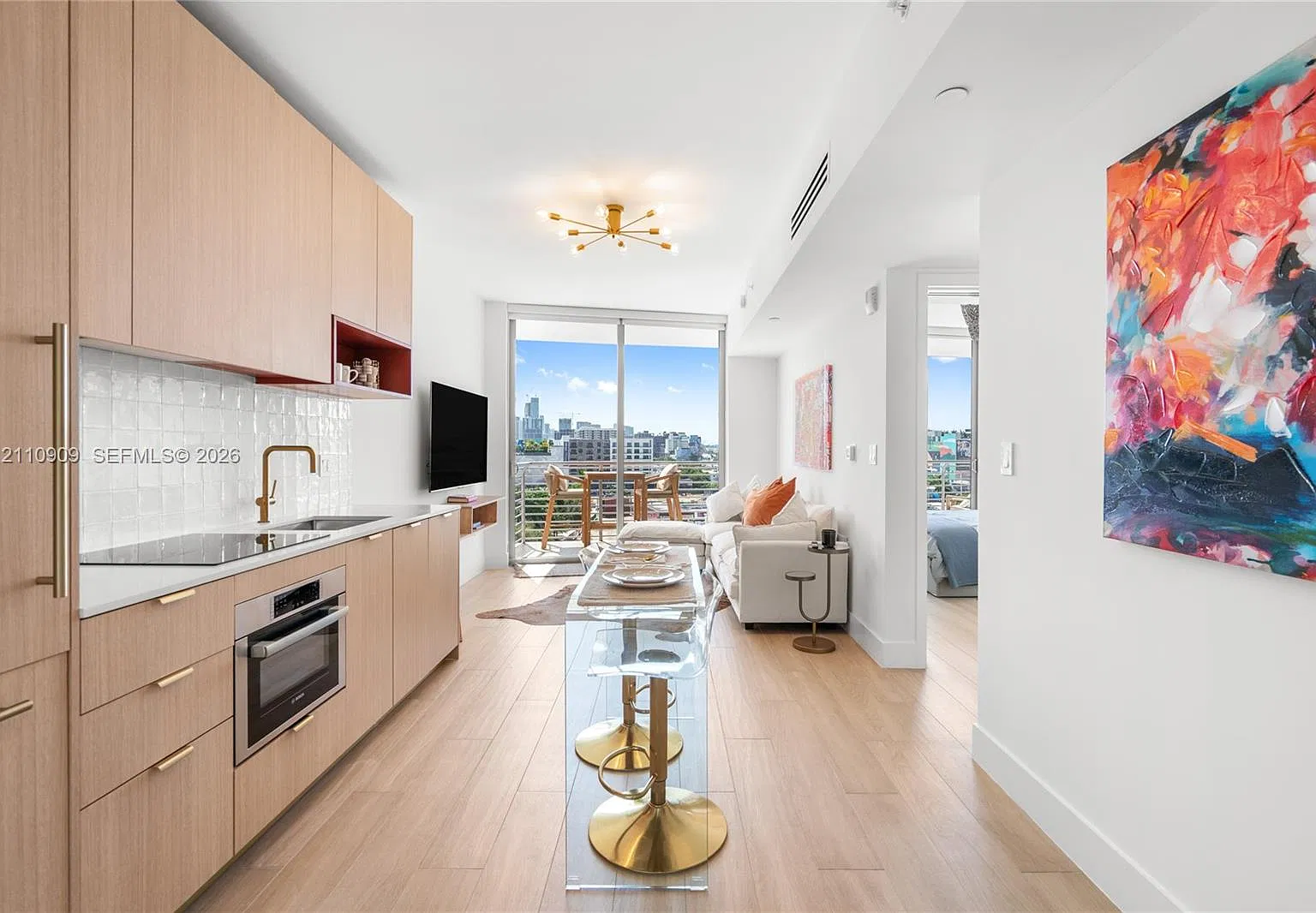 2 bed, 2.0 bath, 873 sqft, $5,950 — Photo 1