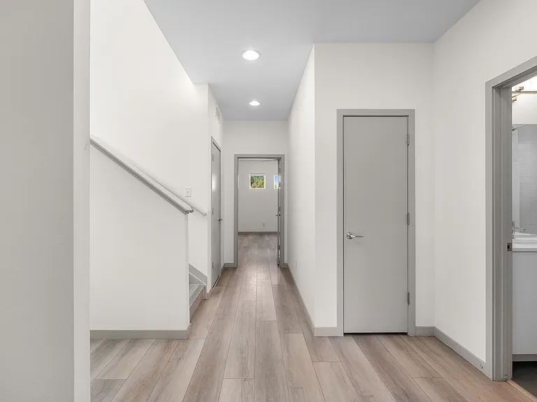 4015 Fenton Ct — Photo 28