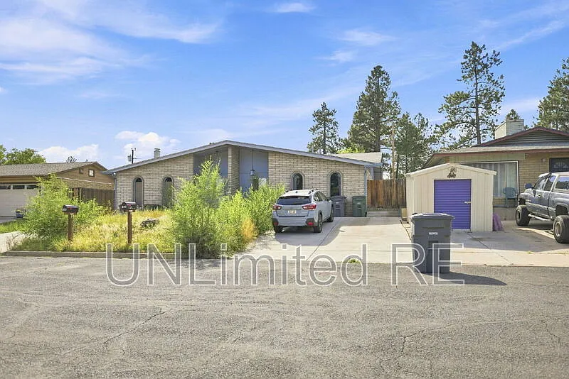2 bed, 1.0 bath, 800 sqft, $2,100 — Photo 2