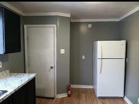 4th image of 26 Date Ave #1