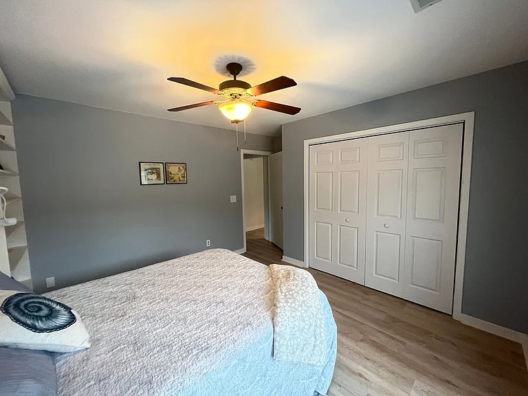 1213 Bayside Cir W — Photo 17