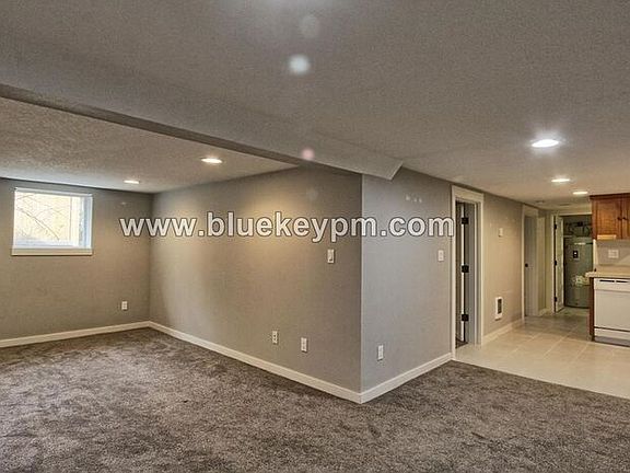 3rd image of 339 N Skidmore St #C